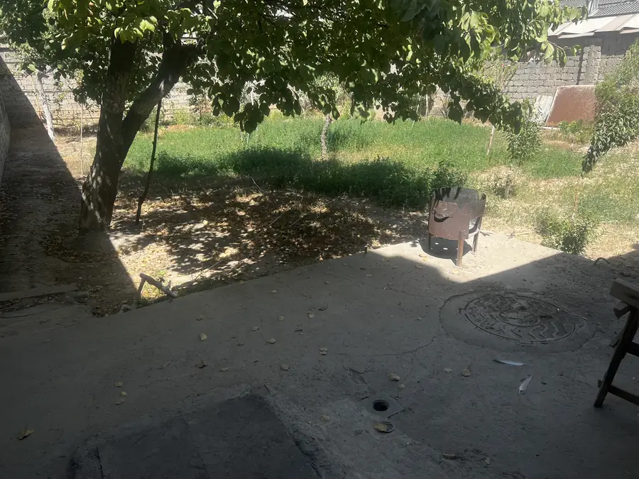 Yer uchastkasi sotiladi − 6 sot.