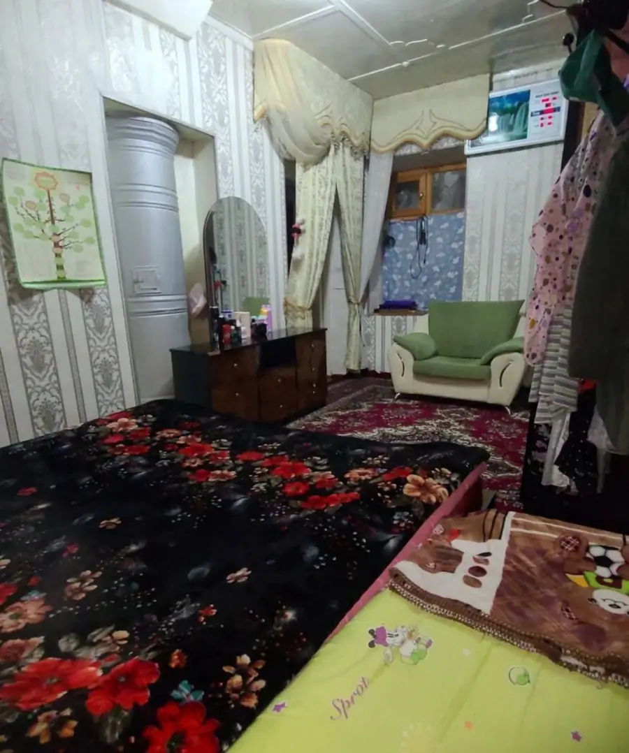 1-этажный дом − 90 м², 90 сот.