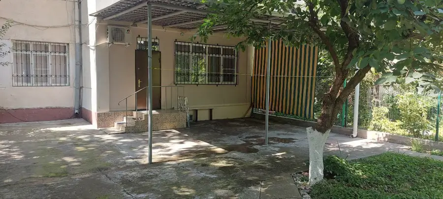 2 xonali kvartira − 50 m², 1/4 qavat