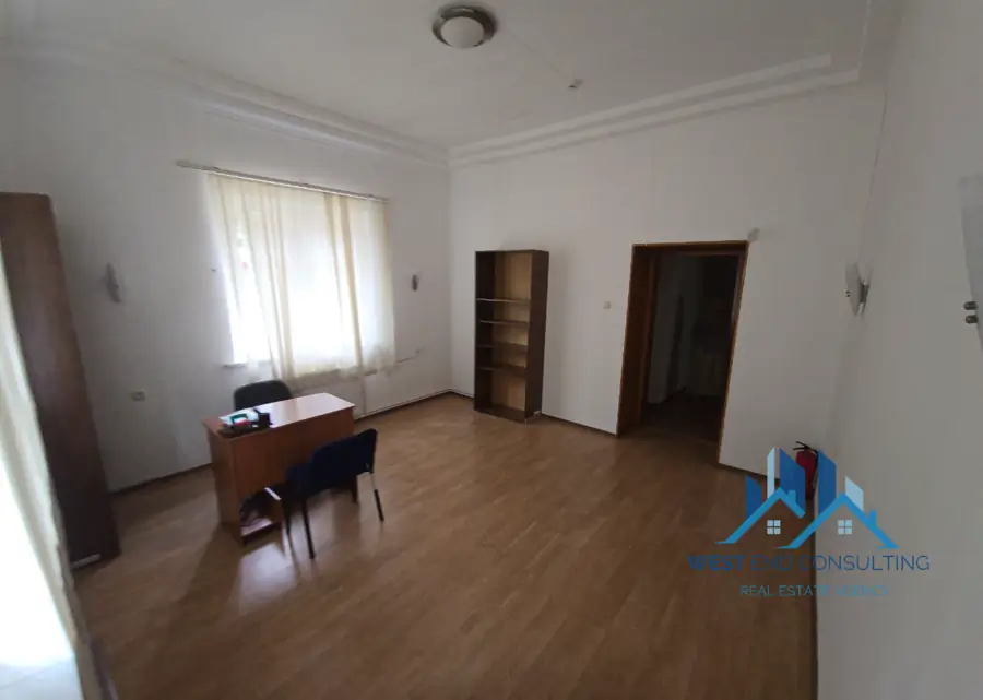 Ofis − 120 m², 1/1 qavat