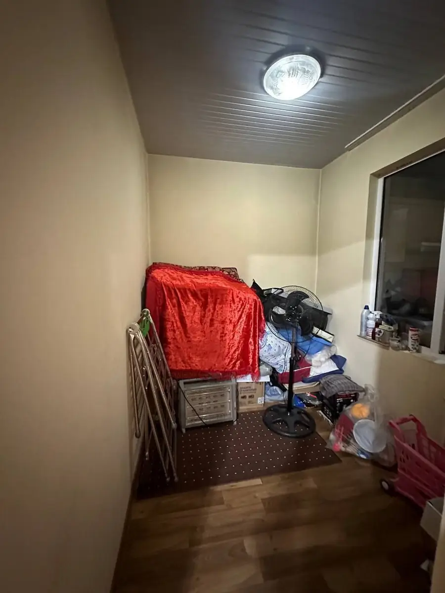 2 xonali kvartira sotiladi − 54 m²