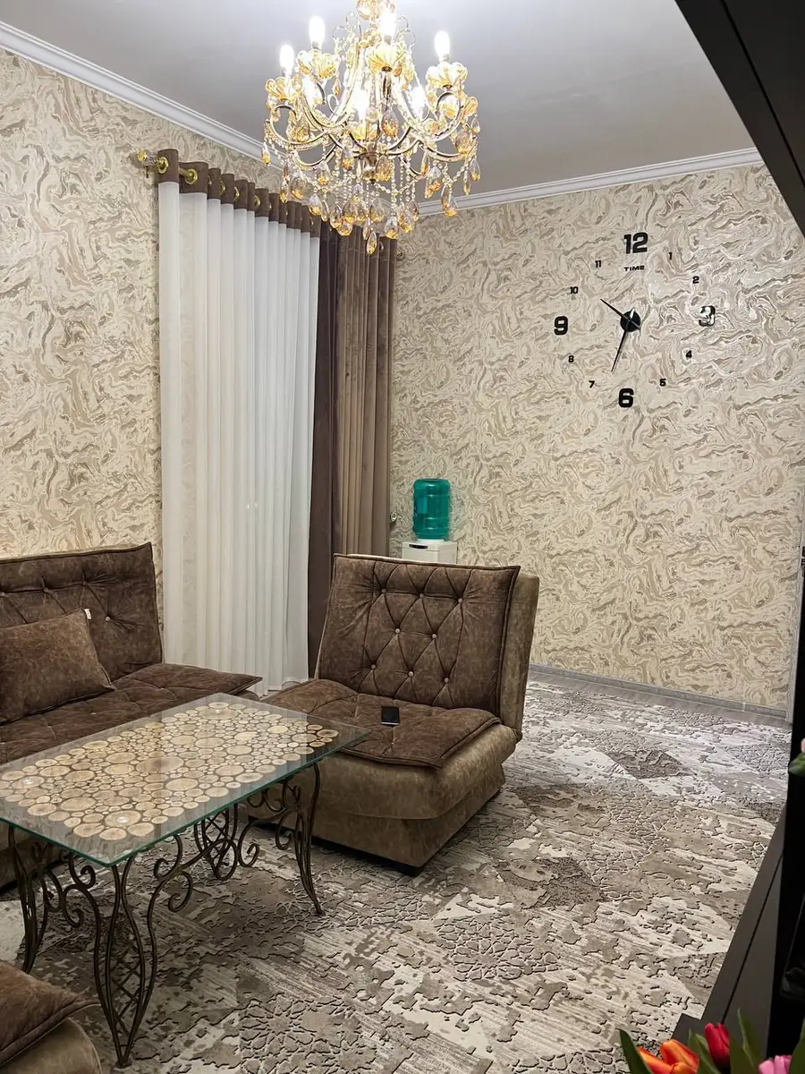 Ijaraga 3 xonali kvartira − 110 m²