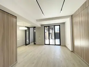 2-этажный дом − 155 м², 2.2 сот.