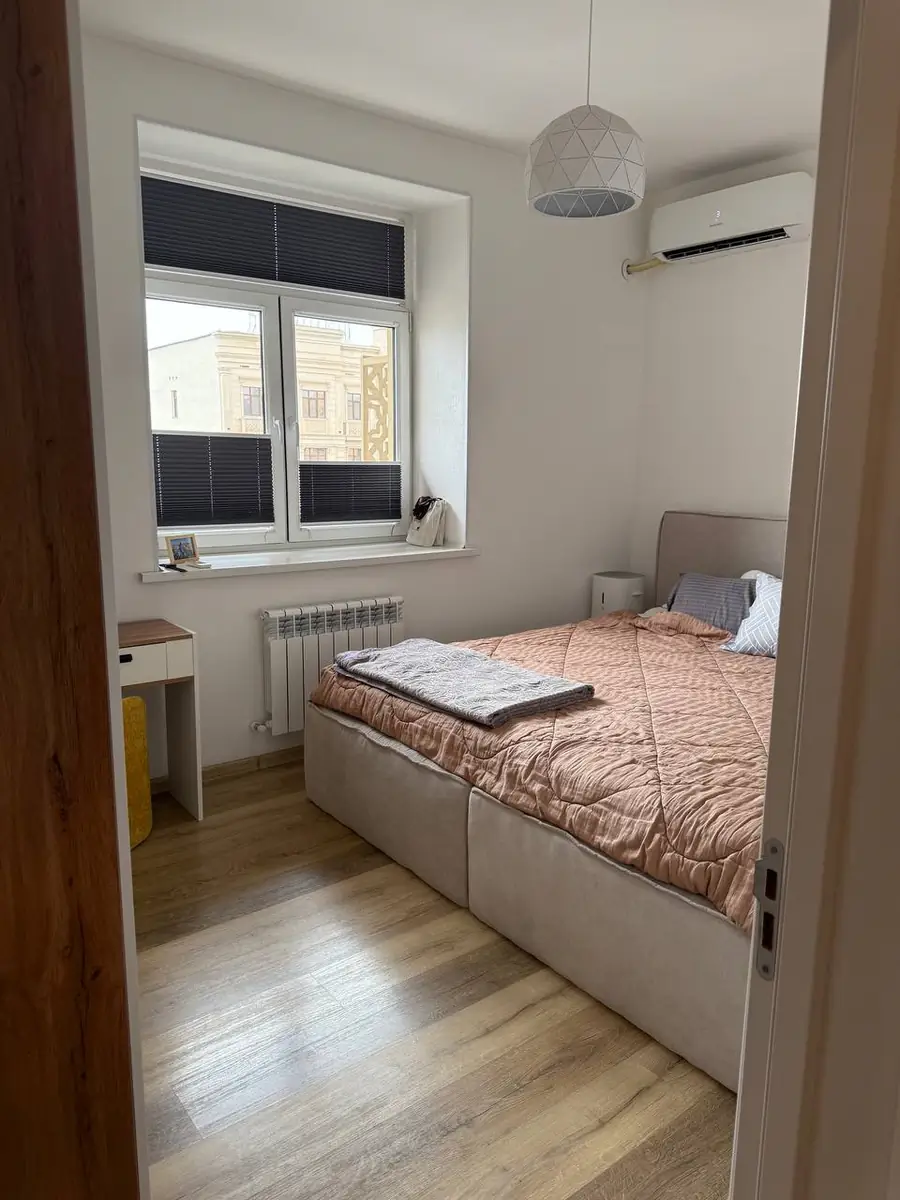 5 dan ortiq xonali kvartira − 110 m², 8/9 qavat