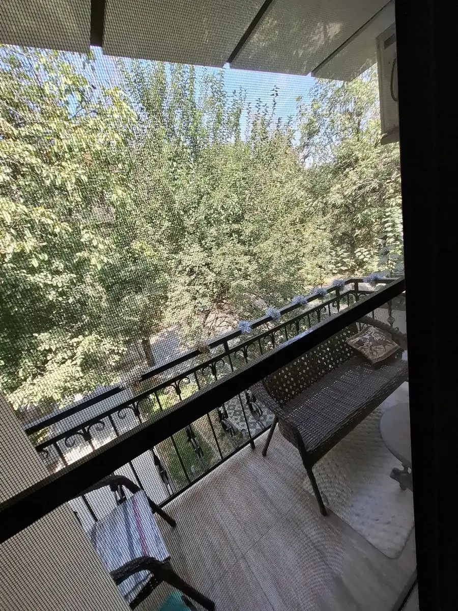 4 xonali kvartira − 90 m², 3/4 qavat