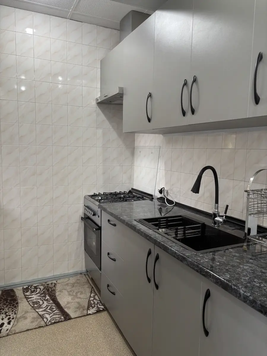 Ijaraga 1 xonali kvartira − 50 m²