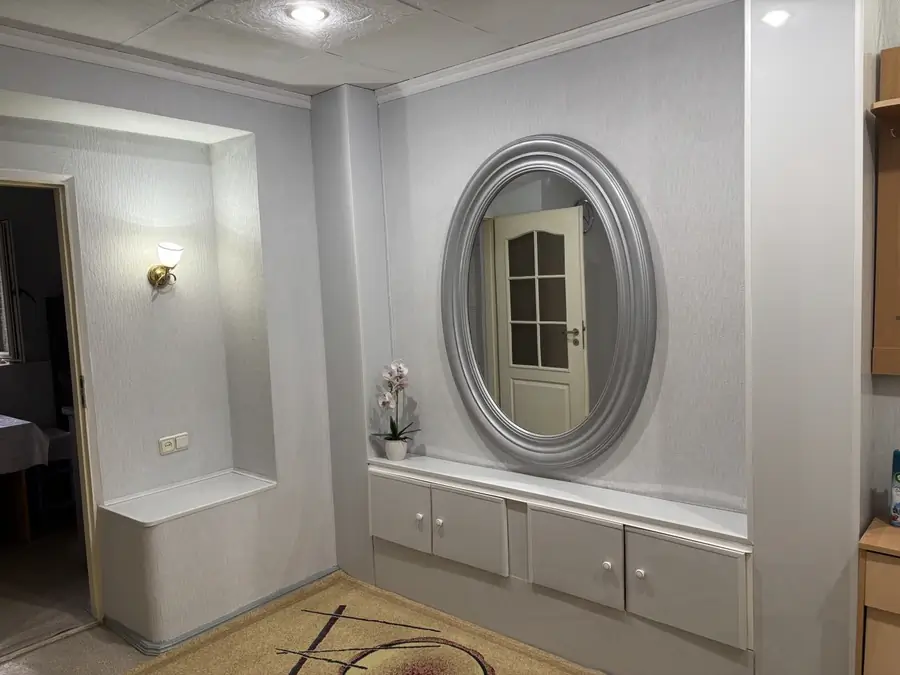 Ijaraga 1 xonali kvartira − 50 m²