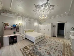 2 qavatli uy sotiladi − 600 m²