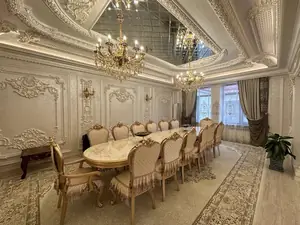 2 qavatli uy sotiladi − 600 m²