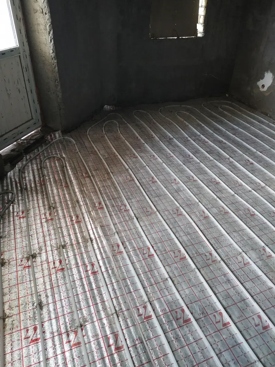 Более 5 xonali kvartira sotiladi − 434 m²