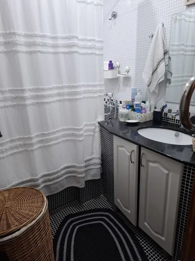 3 xonali kvartira sotiladi − 95 m²