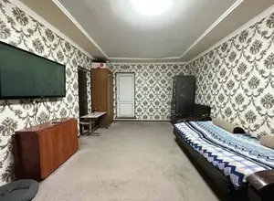 1-этажный дом − 72 м², 0.7 сот.