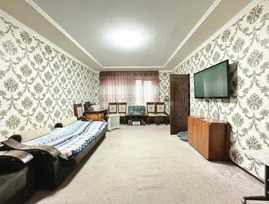 1-этажный дом − 72 м², 0.7 сот.