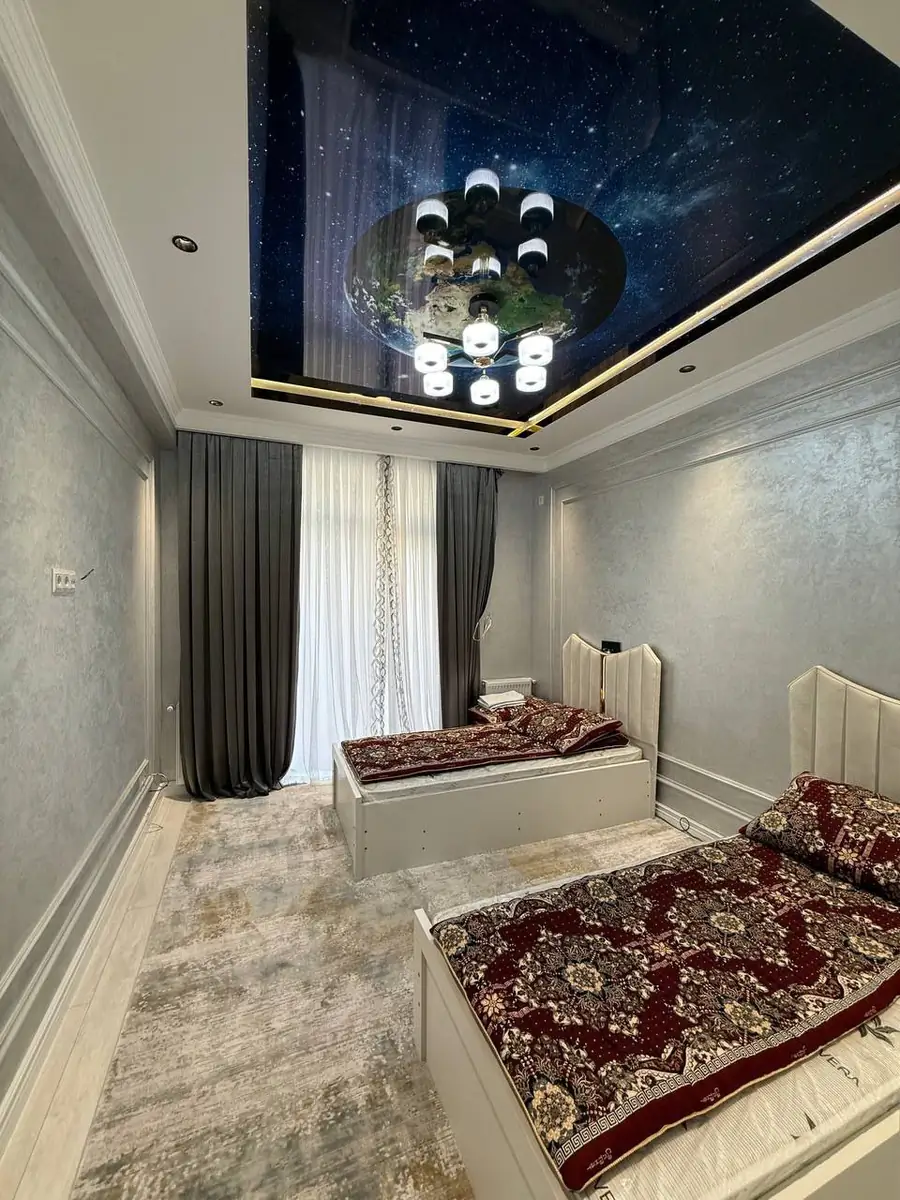 Сдается Более 5-комнатная квартира − 83 м²