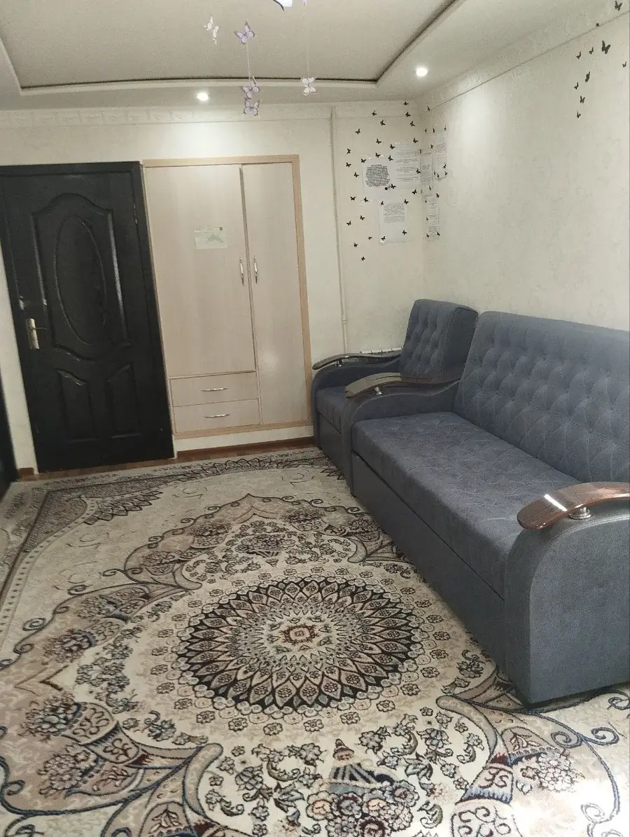 1 xonali kvartira − 42 m², 4/5 qavat