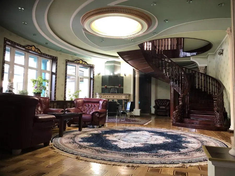 2 qavatli uy sotiladi − 320 m²