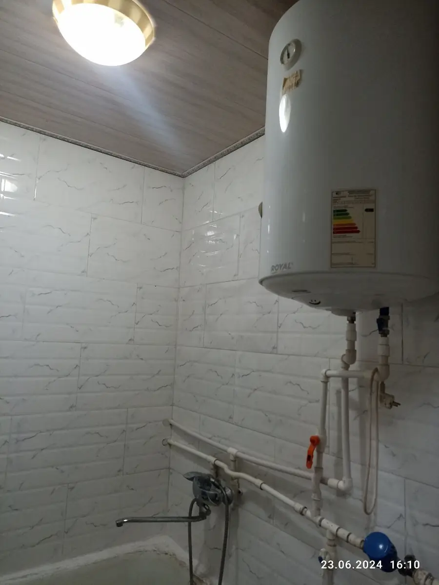 2 xonali kvartira sotiladi − 54 m²