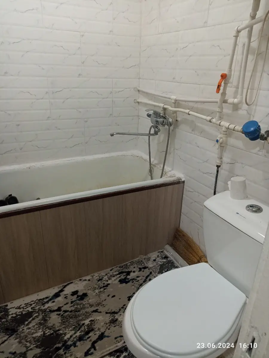 2 xonali kvartira sotiladi − 54 m²