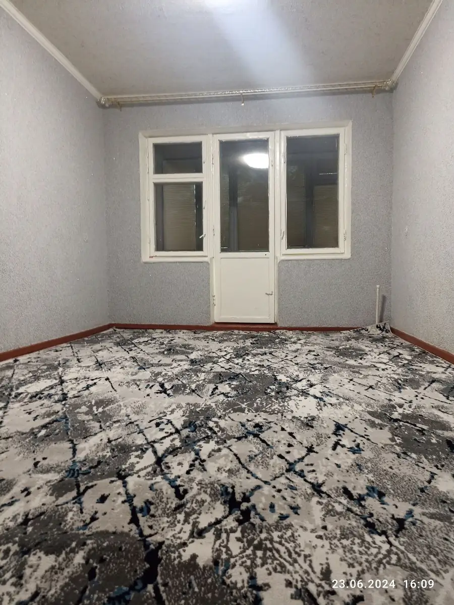 2 xonali kvartira sotiladi − 54 m²