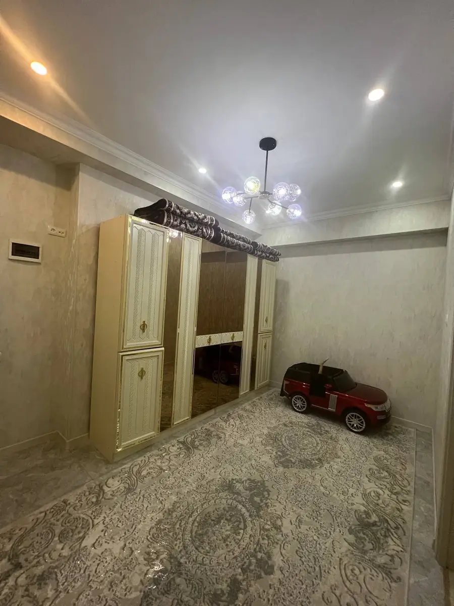 1 xonali kvartira sotiladi − 40 m²