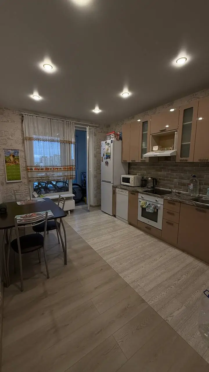 1 xonali kvartira − 30 m², 4/5 qavat