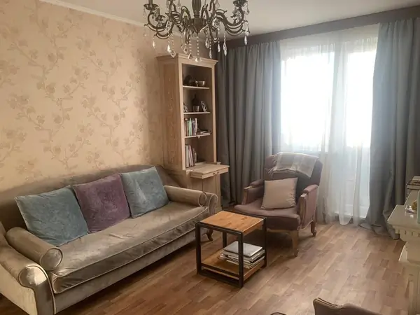 2-комнатная квартира − 51 м², 6/9 этаж