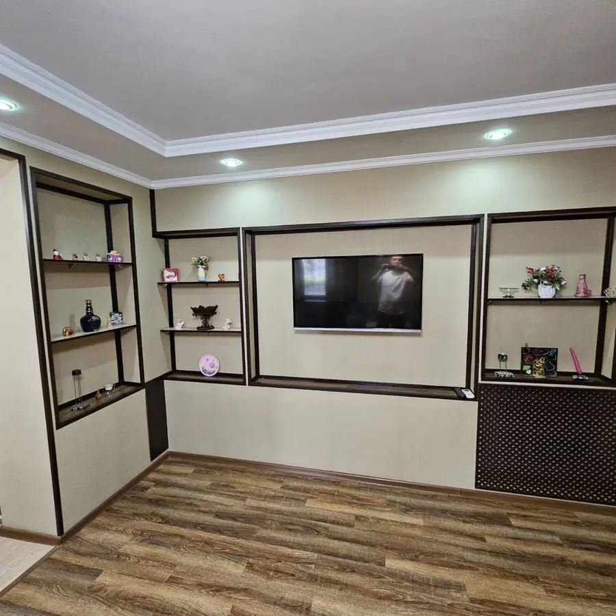 Сдается 1-комнатная квартира − 49 м²