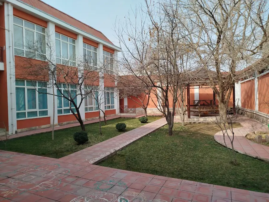 2-этажный дом − 625 м², 10 сот.