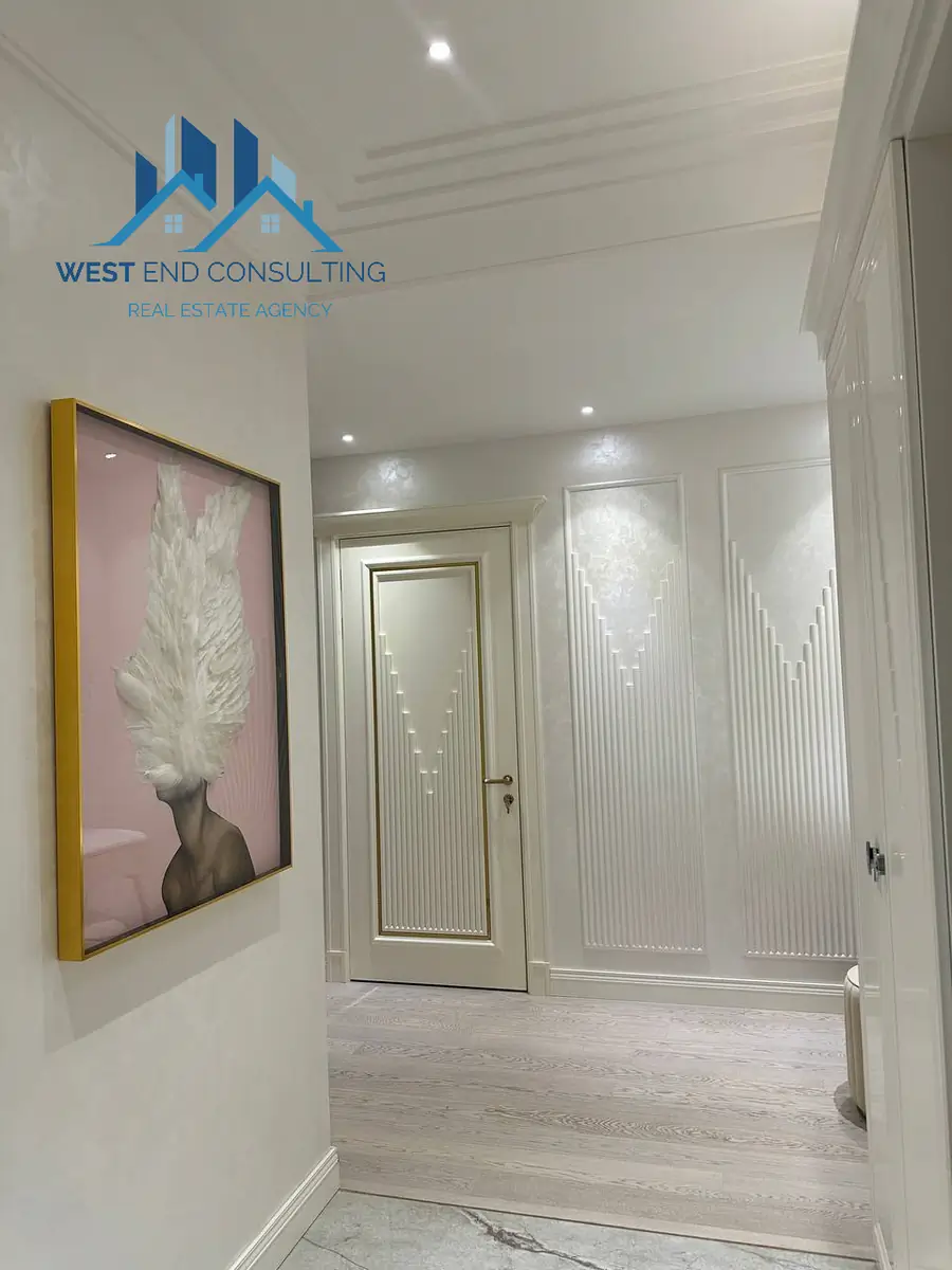 Сдается 3-комнатная квартира − 100 м²