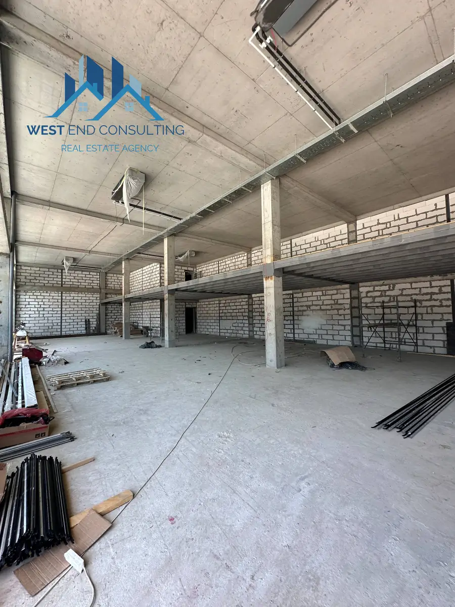 Obshepit − 635 m², 1/12 qavat