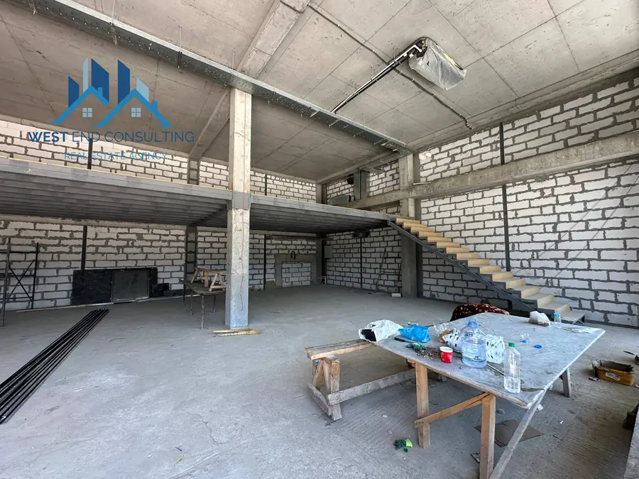 Obshepit − 635 m², 1/12 qavat