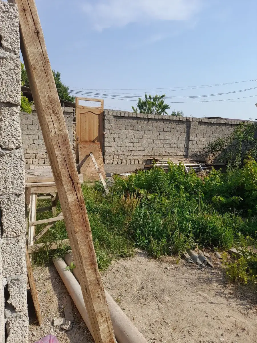 Участок − 2.3 сот.