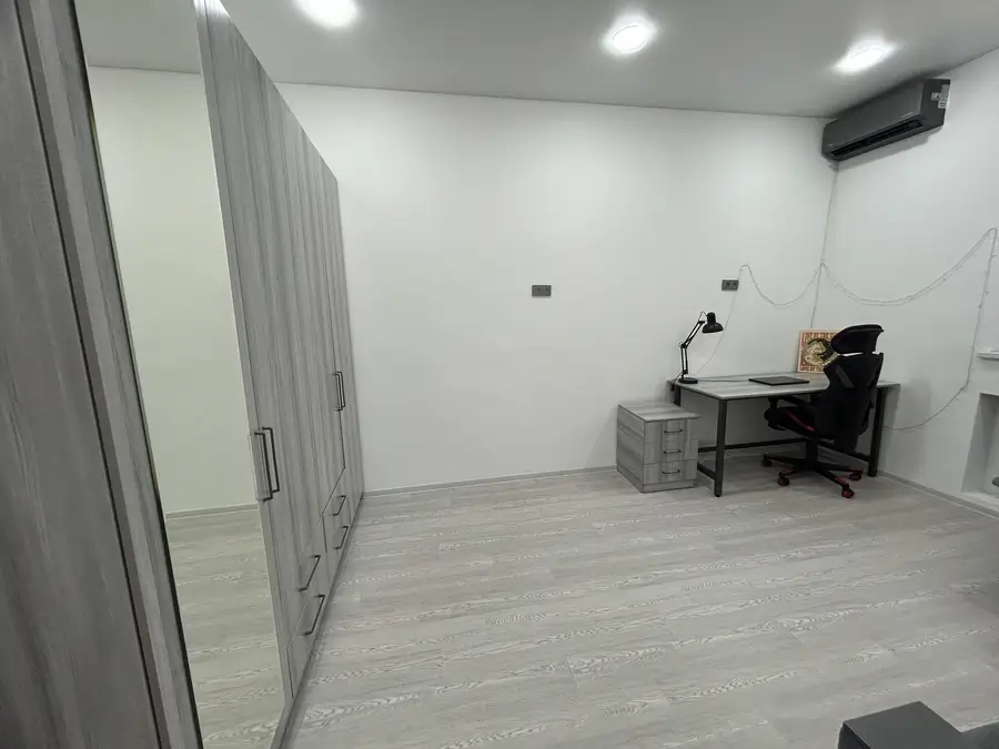 Продается 2-комнатная квартира − 51.6 м²