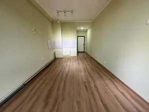 1 xonali kvartira sotiladi − 27 m²