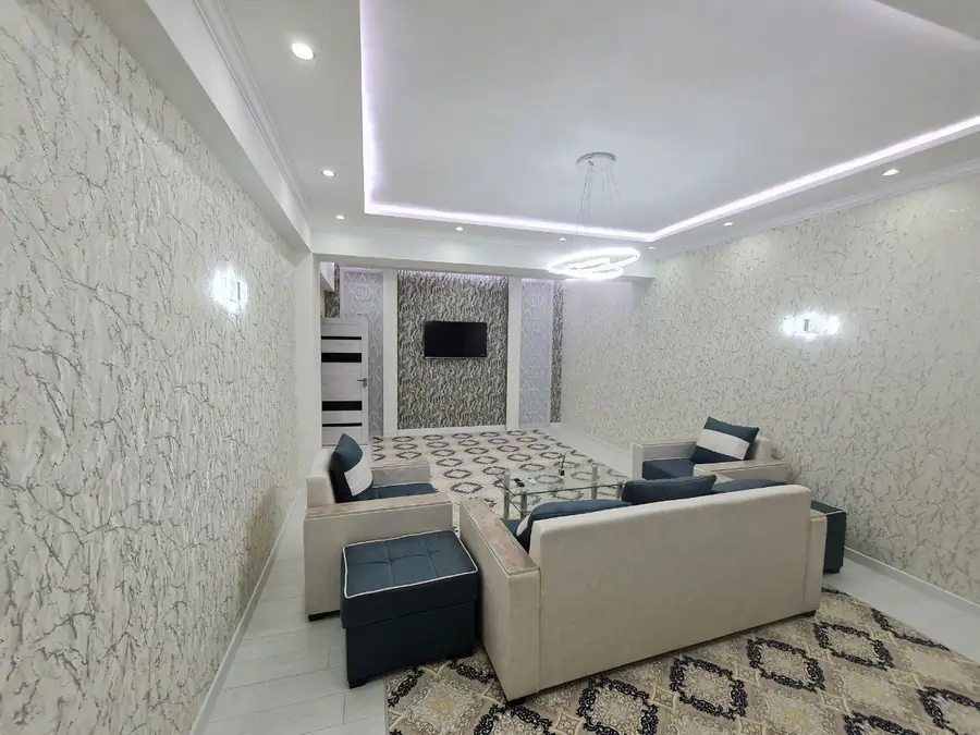 Ijaraga 3 xonali kvartira − 130 m²