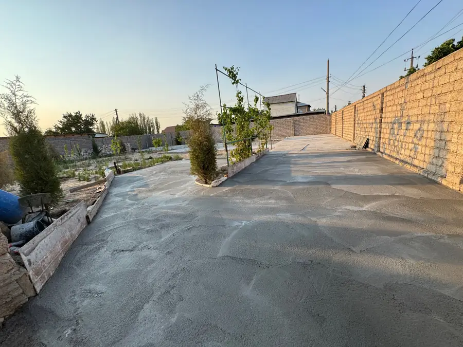 2 qavatli uy − 152 m², 7.4 sot.