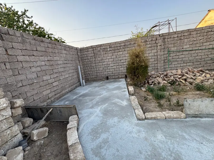 2 qavatli uy sotiladi − 152 m²