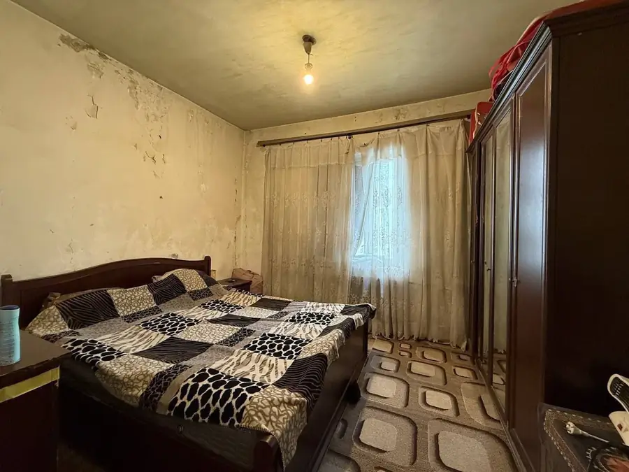 3 xonali kvartira sotiladi − 80 m²