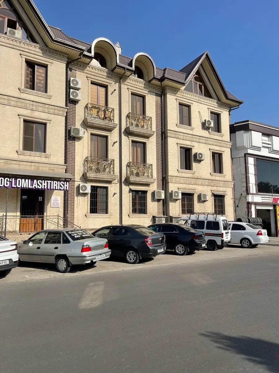 Ofis − 184 m², 1/4 qavat