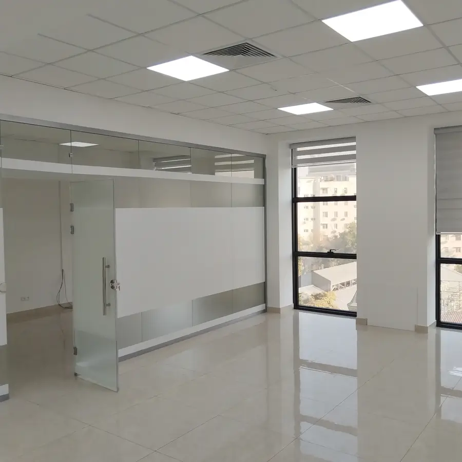 Ofis − 120 m², 6/8 qavat