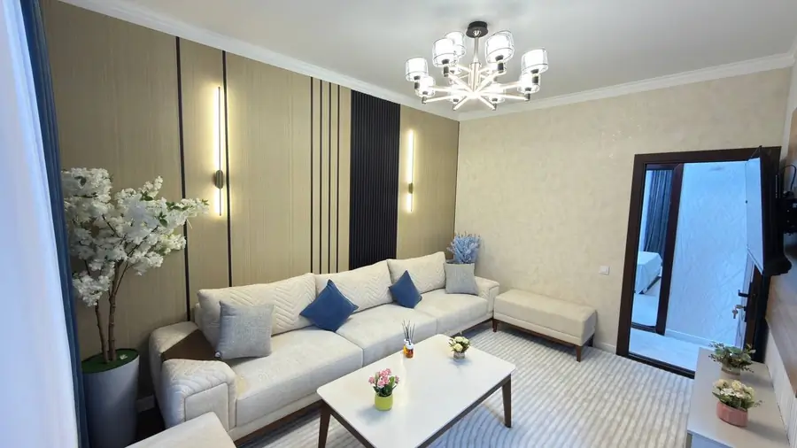 2 xonali kvartira sotiladi − 51 m²