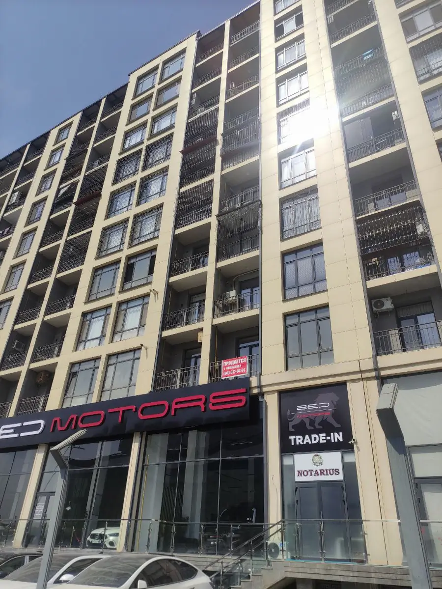 Продается 2-комнатная квартира − 72.8 м²