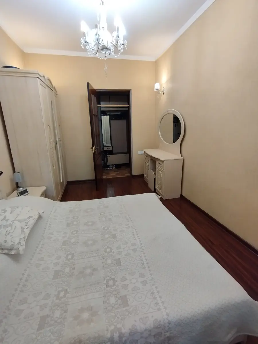 Продается 2-комнатная квартира − 51.1 м²