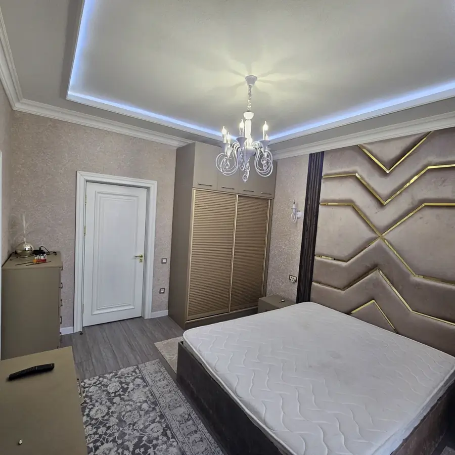 Ijaraga 3 xonali kvartira − 93 m²