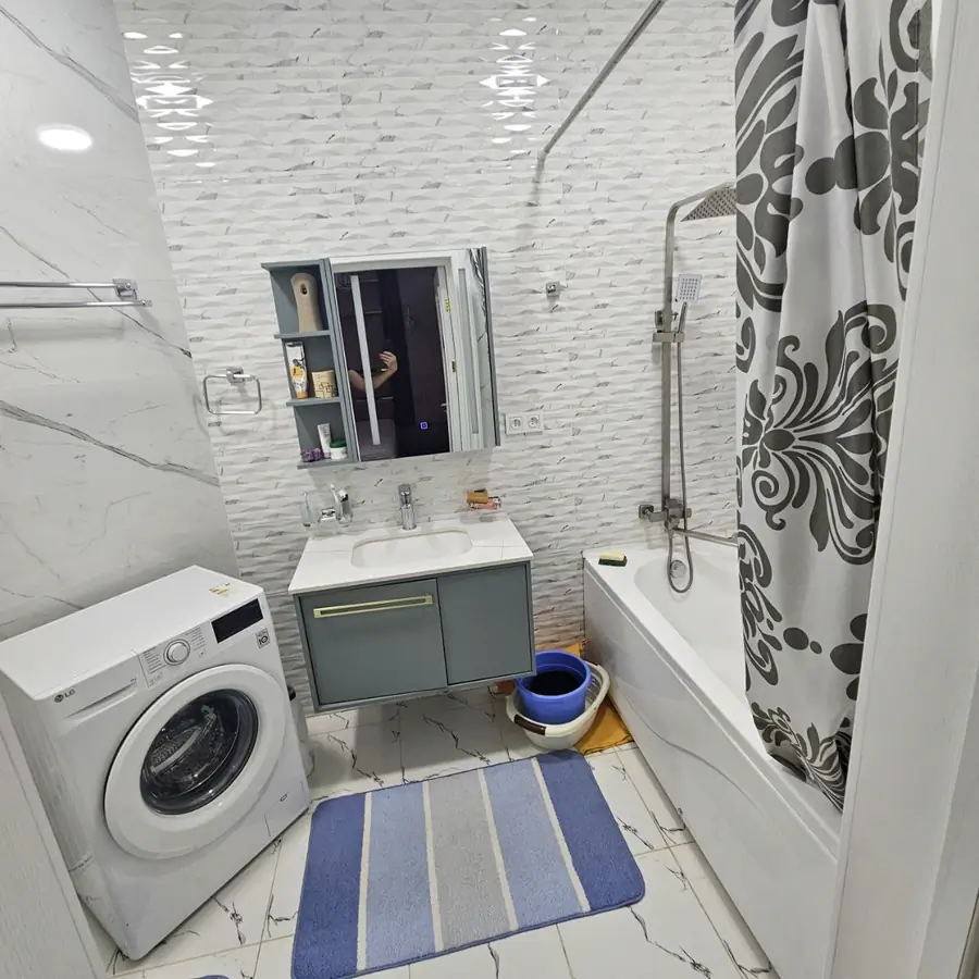 Ijaraga 3 xonali kvartira − 93 m²