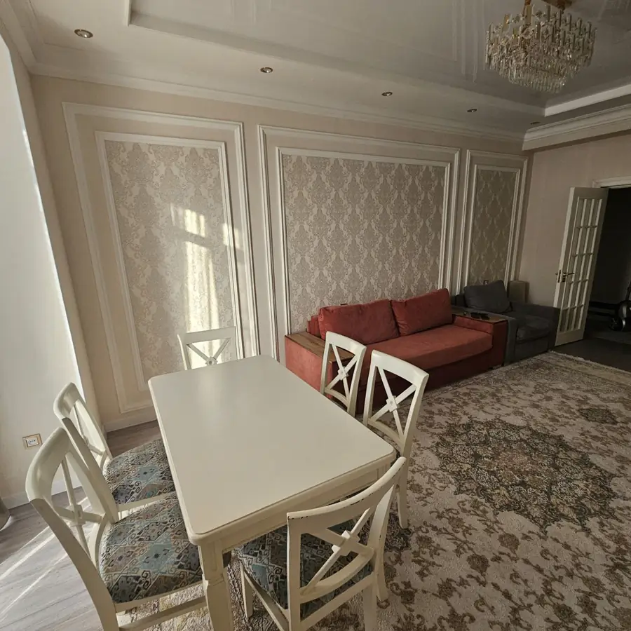 Ijaraga 3 xonali kvartira − 93 m²