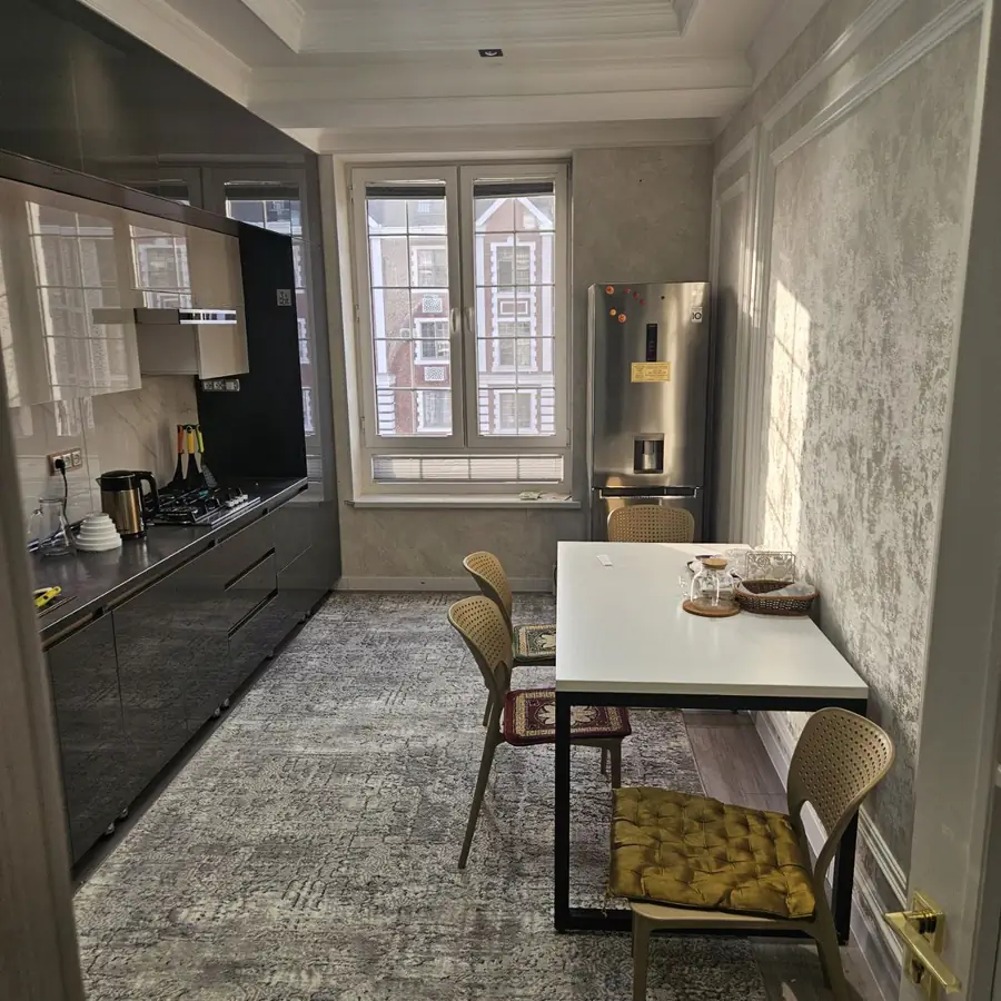 Ijaraga 3 xonali kvartira − 93 m²