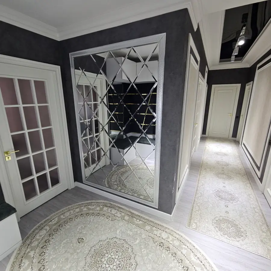 Ijaraga 3 xonali kvartira − 93 m²