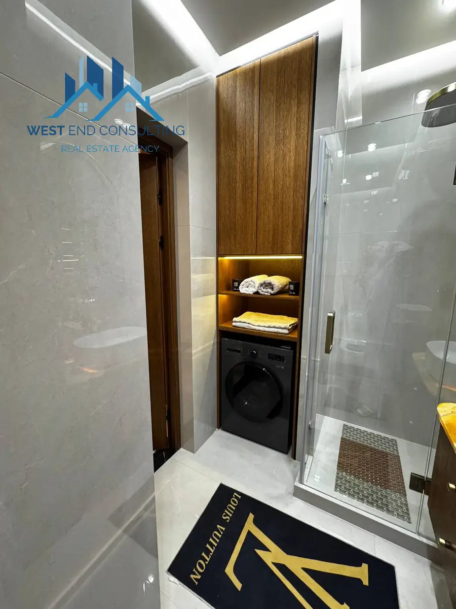 Сдается 2-комнатная квартира − 60 м²