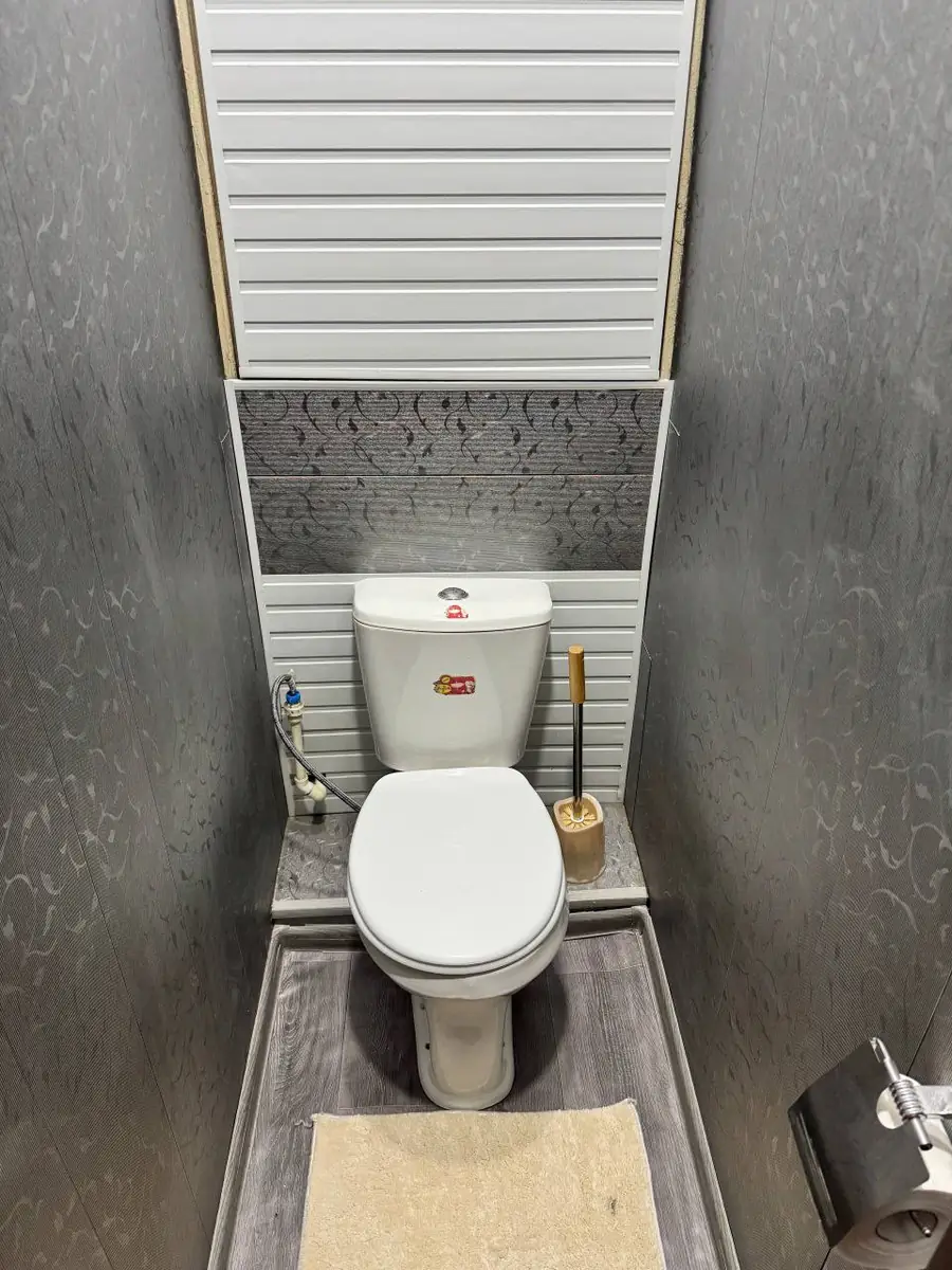 4 xonali kvartira sotiladi − 90 m²